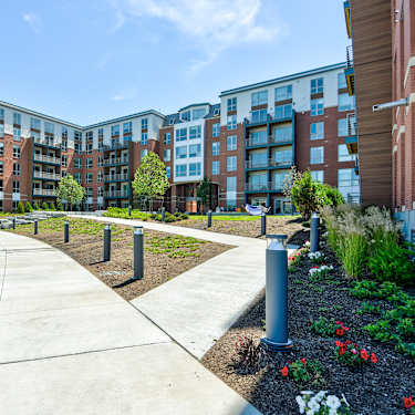 Boston East 126 Border Street East Boston Ma Apartments For