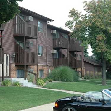 Chestnut Hills Apartments