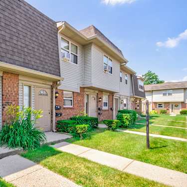 Twin Lakes 616 Ransburg Drive South Carmel In Apartments For