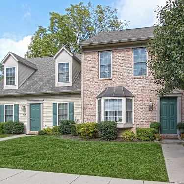 Rockledge Townhomes Stonehedge Lane Mechanicsburg Pa Townhome