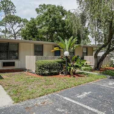 Cimarron Lake Apartments 5479 De Soto Parkway Sarasota Fl