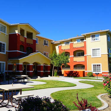 Grace Senior Living 1260 Commerce Sparks Nv Apartments For Rent Rent Com