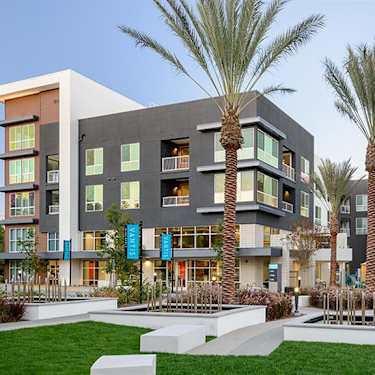 Vantis Apartments 90 Vantis Dr Aliso Viejo Ca Apartments For Rent Rent Com