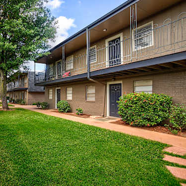 Chula Vista 724 Se 59th Street Oklahoma City Ok Apartments