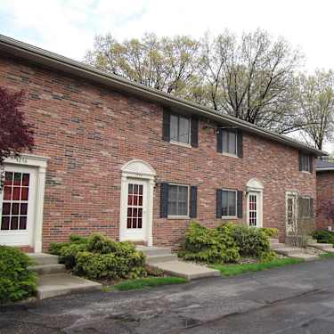 Georgetown Of The Falls 1033 Seibel Dr Cuyahoga Falls Oh Apartments For Rent Rent Com