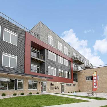 The Bay Lofts Apartments 49 N Madison Ave Sturgeon Bay Wi Apartments For Rent Rent Com