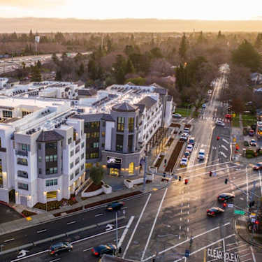 Gio 3675 T St Sacramento Ca Apartments For Rent Rent Com