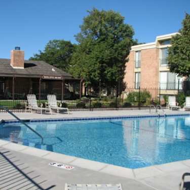 Colony Apartment Homes 1740 1 2 West 76th St Richfield Mn