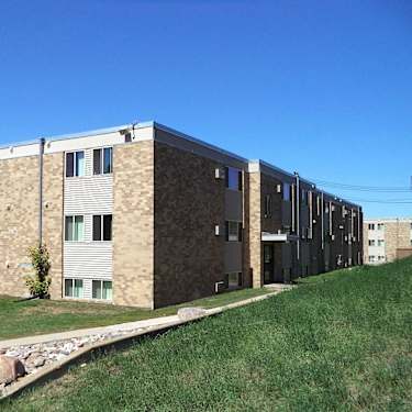 Brooklyn Heights Apartments 724 6th Avenue Sw Minot Nd