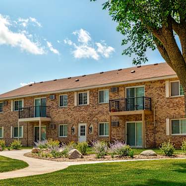 Apple Villa 7824 Whitney Dr Apple Valley Mn Apartments For Rent Rent Com