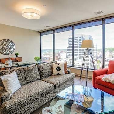 At580 580 Walnut St Cincinnati Oh Apartments For Rent Rent Com