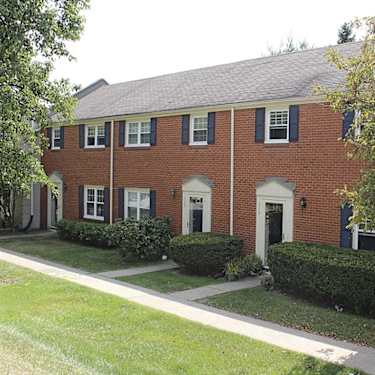 Governor S Ridge Apartments 112 Hilands Pl Pittsburgh Pa Apartments For Rent Rent Com