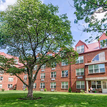 Independence Square 201 West Delaware Evansville In Apartments For Rent Rent Com