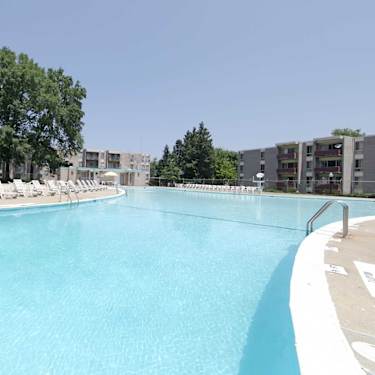 Forest Lake 9869 Good Luck Rd Lanham Md Apartments For Rent