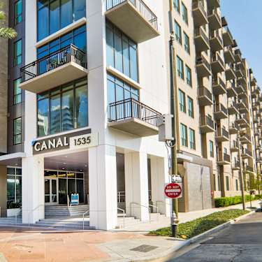 Canal 1535 1551 Canal St New Orleans La Apartments For Rent Rent Com