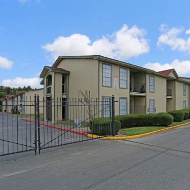 The Wilshire Apartments 4245 5th Avenue Lake Charles La