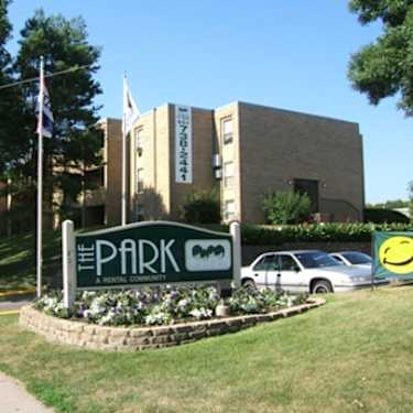 The Park Apartments Townhomes 215 Mcknight Road South Saint