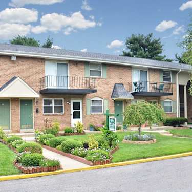 Jamestown Square Apartments 31 Peters Ln Blackwood Nj Apartments For Rent Rent Com