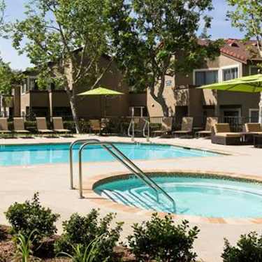 Eaves Mission Viejo 24950 Via Florecer Mission Viejo Ca Apartments For Rent Rent Com