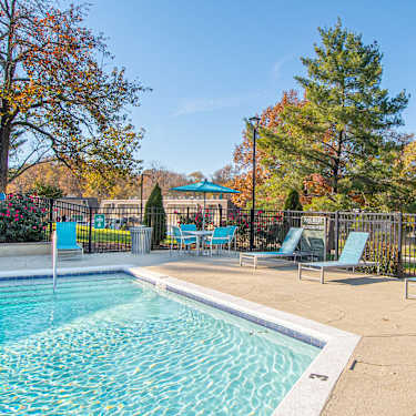 Nob Hill 180 Wallace Rd Nashville Tn Apartments For Rent Rent Com