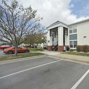 Coles Crossing Apartments 2504 Buxton Dr Mattoon Il Apartments For Rent Rent Com