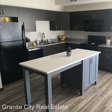 The Cielo Luxury Apartments 5851 University Ave Ne Fridley Mn Apartments For Rent Rent Com