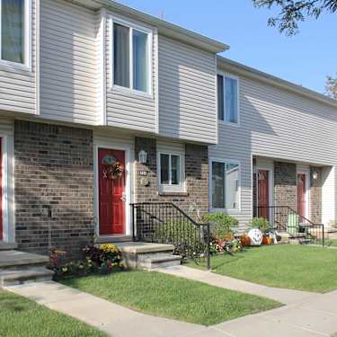 Charring Square 6123 Greenwycke Lane Monroe Mi Apartments For Rent Rent Com