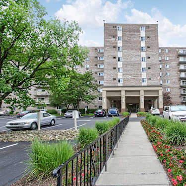 Pleasant Hills 500 E Bruceton Rd Pittsburgh Pa Apartments For Rent Rent Com