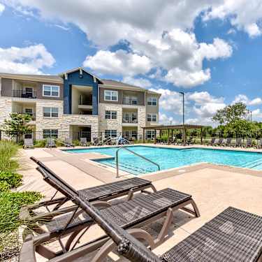 Live Oak Apartment Homes 4121 Williams Dr Georgetown Tx