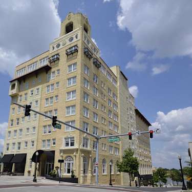 Lake Mirror Tower Apartments 130 S Massachusetts Ave Lakeland