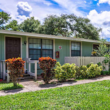 Sunrise Apartments 3805 S Hopkins Avenue Apt 12 Titusville Fl