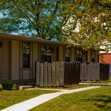 University Village Apartments 1510 Clough St Bowling Green Oh Apartments For Rent Rent Com