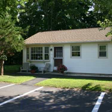 Holly House 69 Main St N Woodbury Ct Apartments For Rent Rent Com