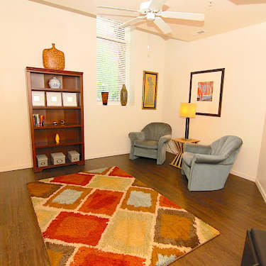 Englewood Lofts 1249 North Alabama Street Indianapolis In Apartments For Rent Rent Com