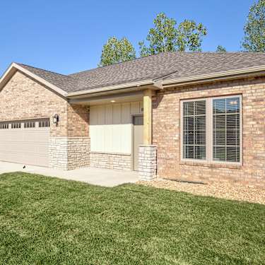 Emerald Villas 55 3621 E Seminole Street Springfield Mo Apartments For Rent Rent Com