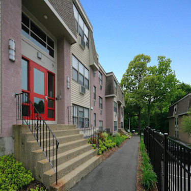Oxford Apartments 15 Sumner St Stoughton Ma Apartments For