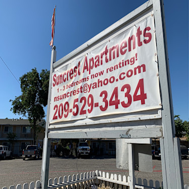 Suncrest Apartments 620 Paradise Rd Modesto Ca Apartments For