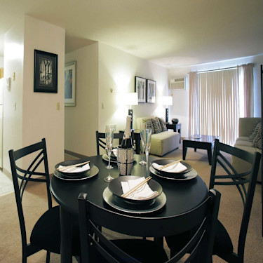 Canterbury Apartments 53 Congress St Nashua Nh Apartments For Rent Rent Com