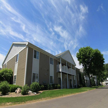 Northern Pines 2006 Memorial Drive Green Bay Wi Apartments For Rent Rent Com