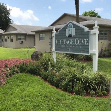 Cottage Cove 12 Ne 188th St North Miami Beach Fl Apartments
