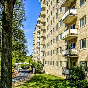 Ruxton Towers Towson 8415 Bellona Ln Towson Md Apartments For Rent Rent Com