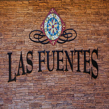 Las Fuentes 727 South Lyon Street Santa Ana Ca Apartments For