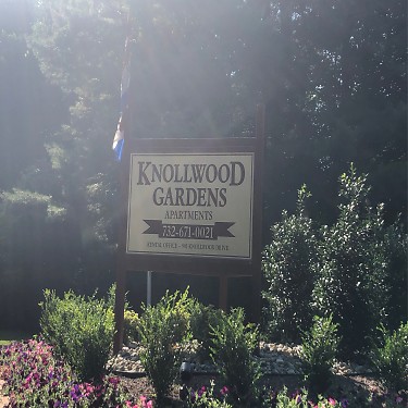 Knollwood Gardens 901 Knollwood Dr Middletown Nj Apartments
