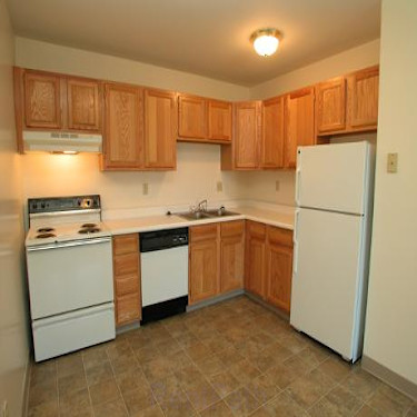 Sandalwood Apartments 240 Marble Street 104 Broomfield Co Apartments For Rent Rent Com