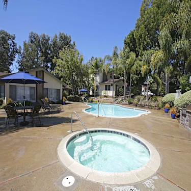 Mesa Garden 800 E Bobier Drive Vista Ca Apartments For Rent