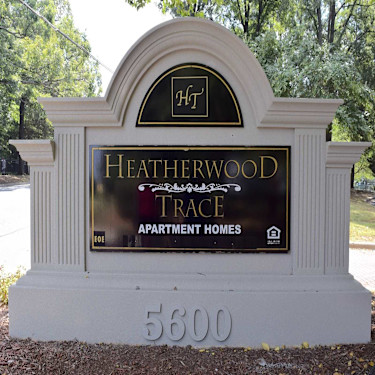 Heatherwood Trace 5600 Paces Glen Avenue Charlotte Nc Apartments For Rent Rent Com