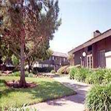 Pinewood Apartments 7051 Bowling Drive Sacramento Ca
