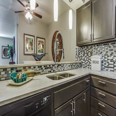 The Muse 3035 West Pentagon Parkway Dallas Tx Apartments For