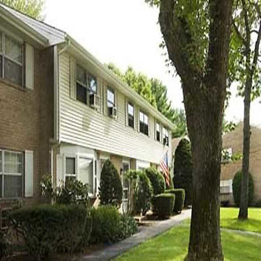 Riverview Gardens 34 Newton Drive Nashua Nh Apartments For