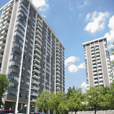 The Sapphire 16500 North Park Dr Southfield Mi Apartments For Rent Rent Com